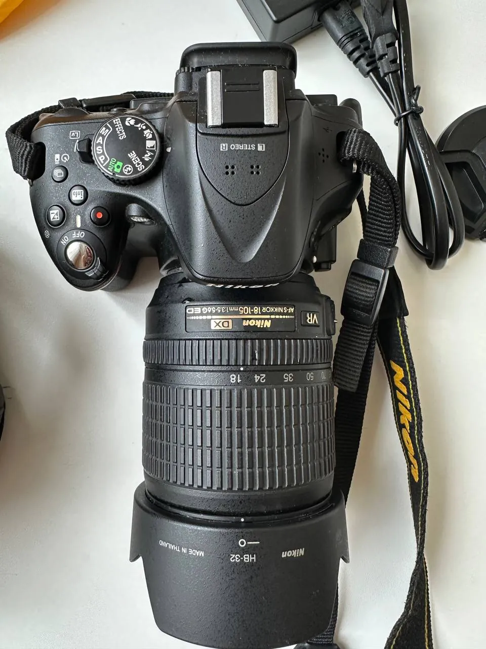Фотоаппарат Nikon D5200 с объективом 4