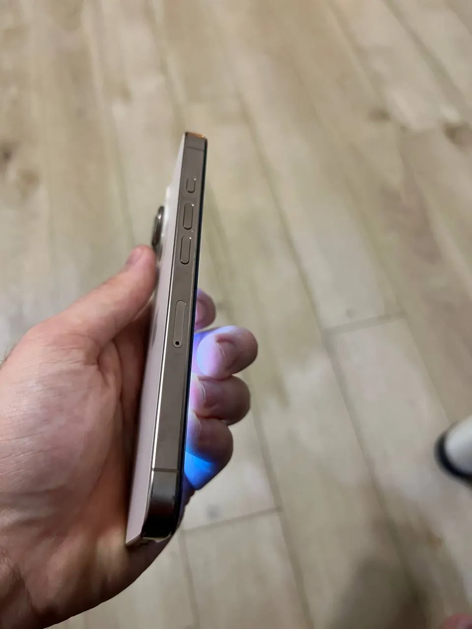 iPhone 16 Pro экран менялся 6