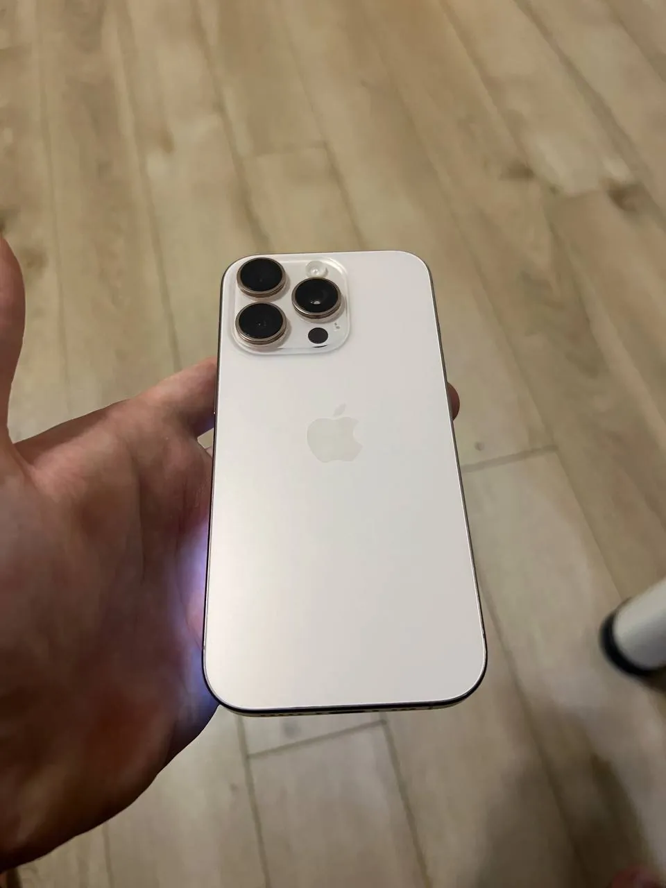 iPhone 16 Pro экран менялся 5