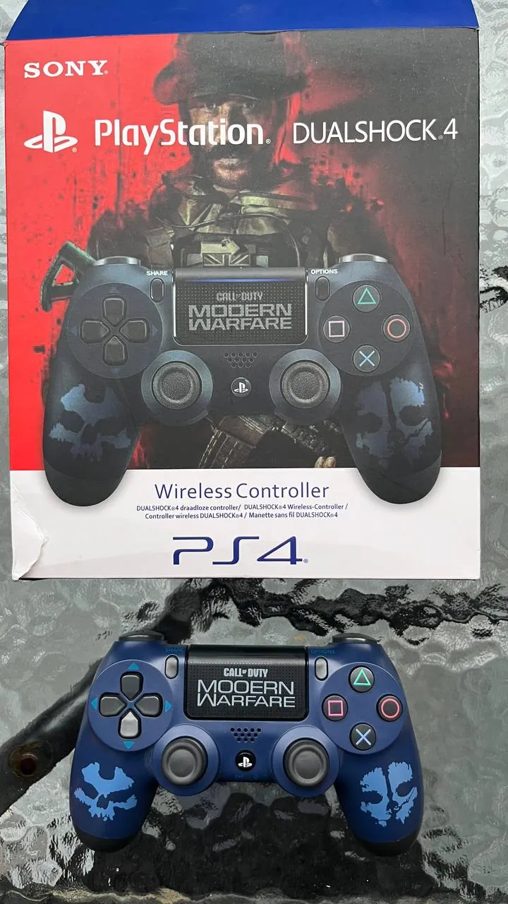 PS4 500GB с контроллером и играми 2