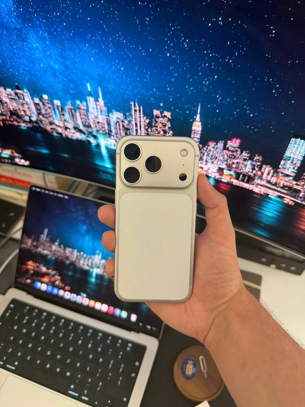 iPhone 17 Pro 256GB новый 2