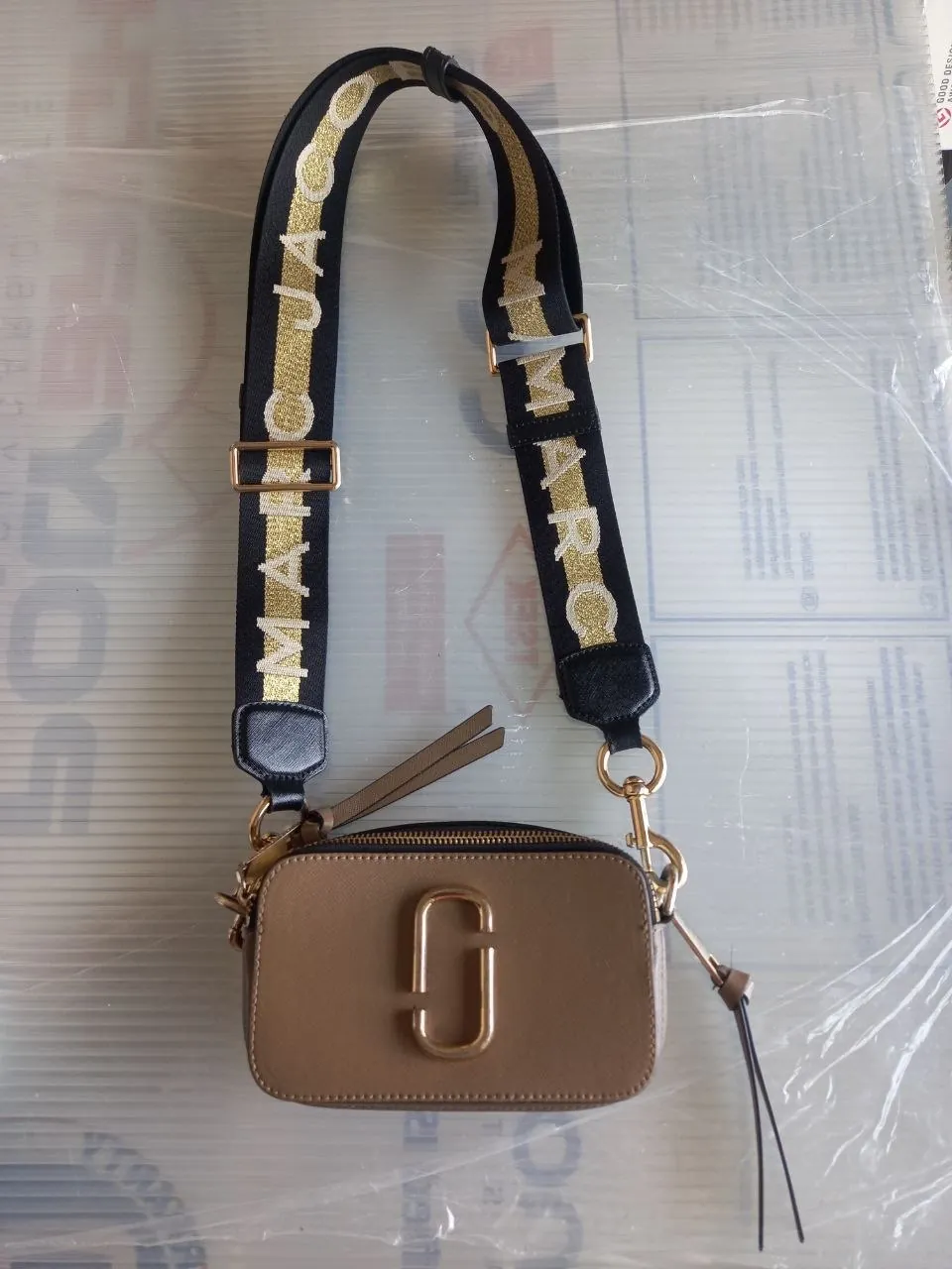 Кроссовки Nike и бутсы Phantom 6