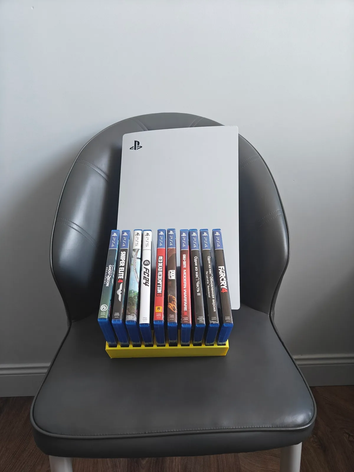 PlayStation 5 полный комплект с играми 5