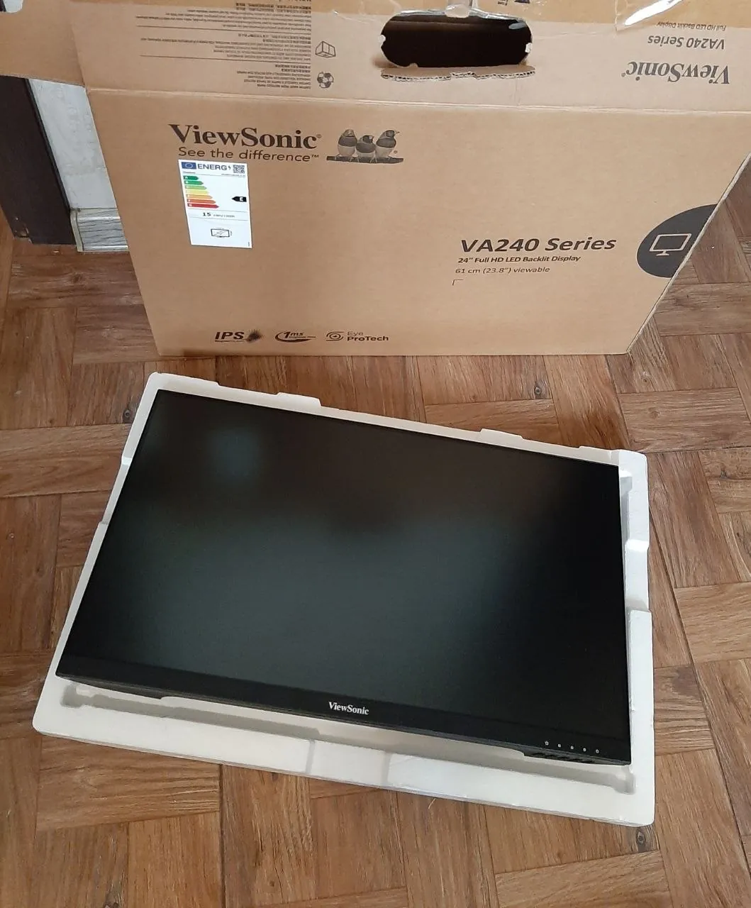 Монитор ViewSonic 24 дюйма 1