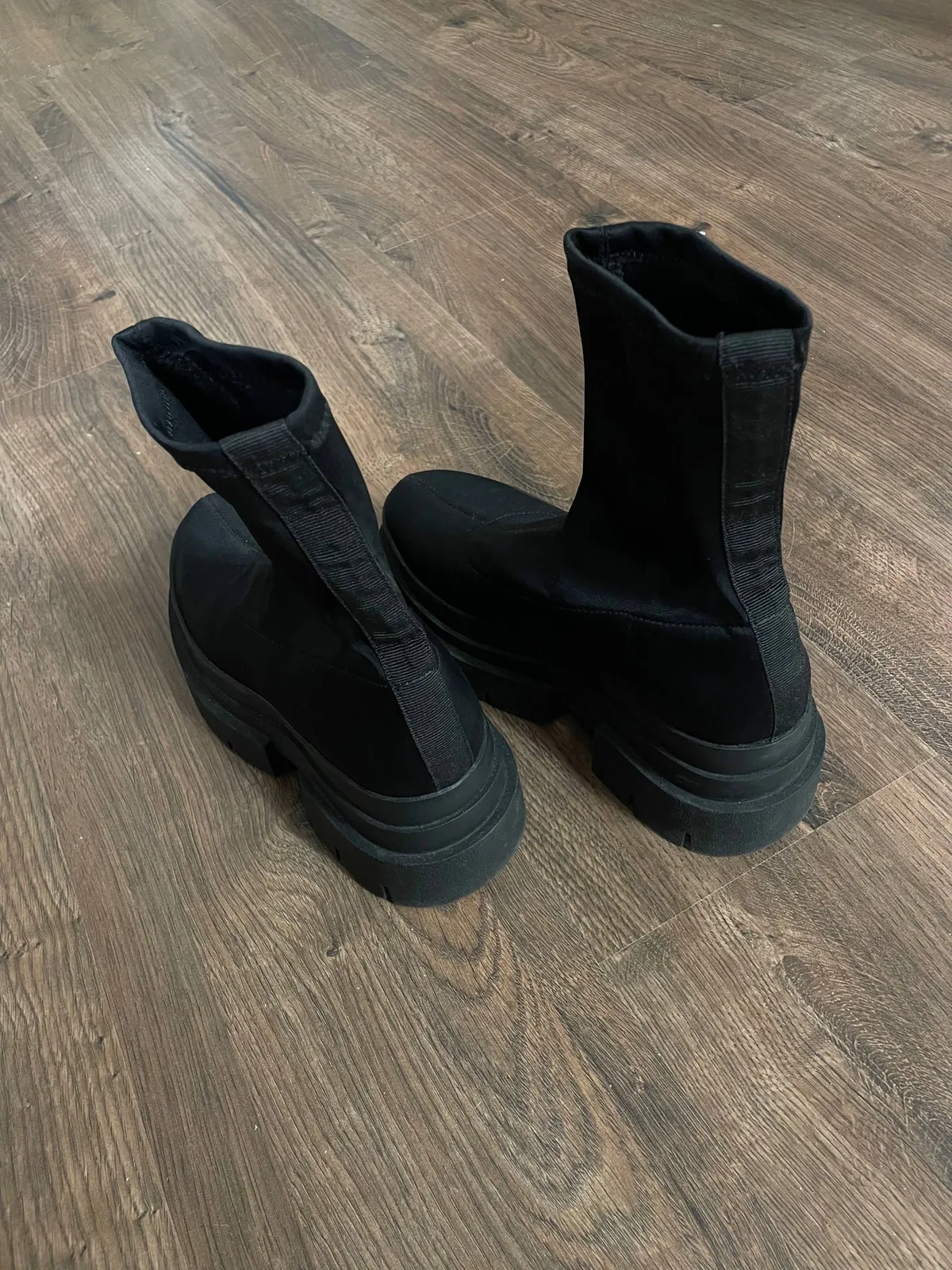 Обувь женская Polaris Skechers Stradivarius 7