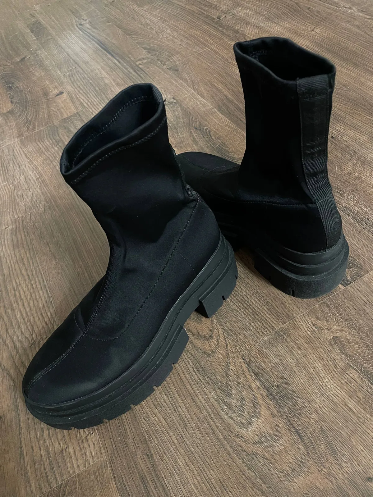 Обувь женская Polaris Skechers Stradivarius 6
