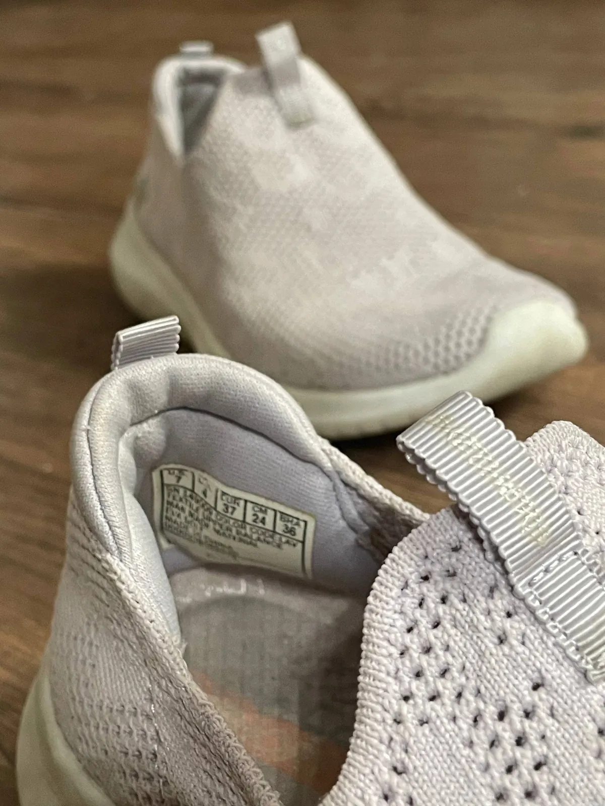 Обувь женская Polaris Skechers Stradivarius 4