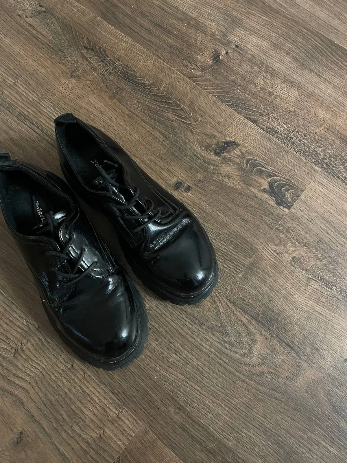 Обувь женская Polaris Skechers Stradivarius 1