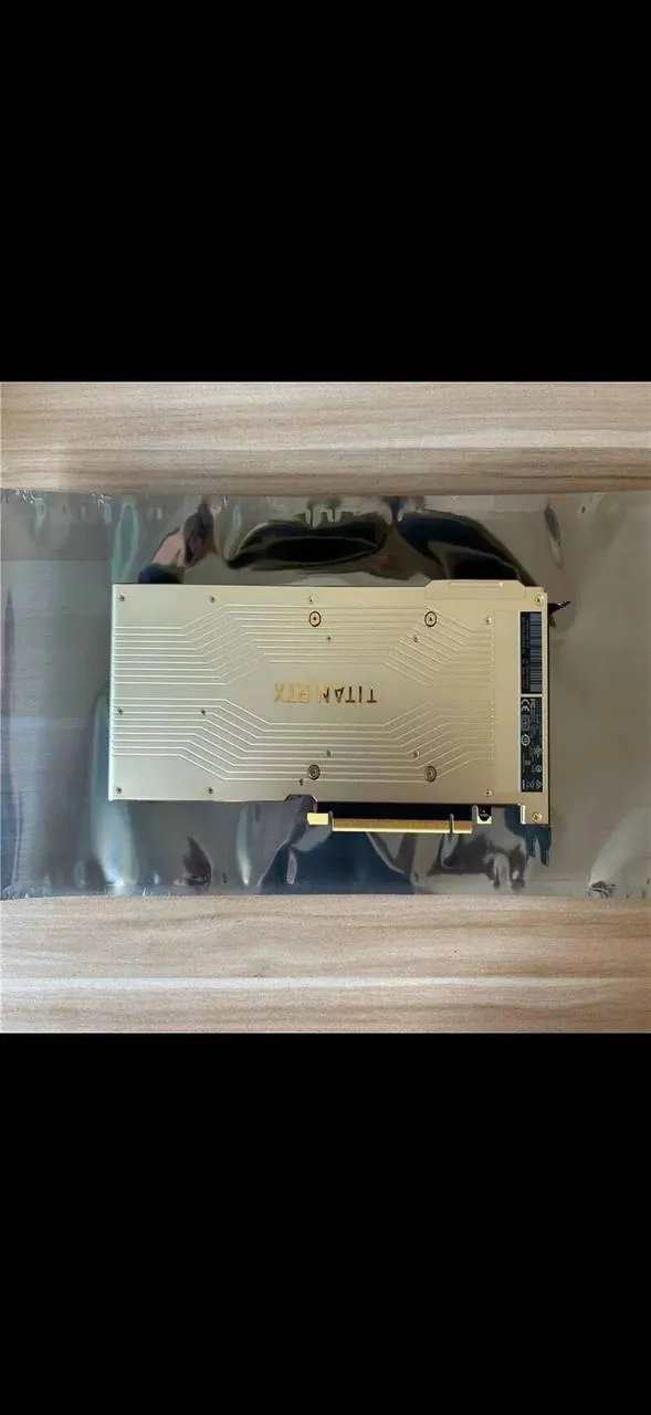 Видеокарта NVIDIA TITAN RTX 24GB 2